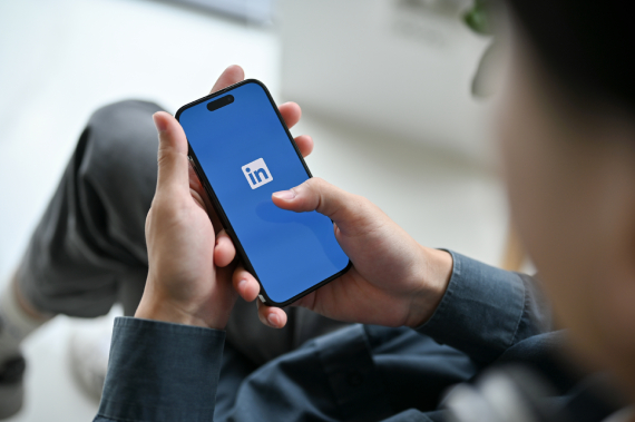 LinkedIn Advertising