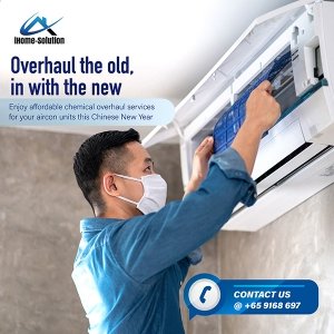 Man repairing air conditioner